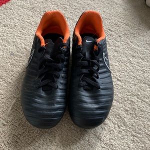Kids Nike Tiempo Soccer Cleats